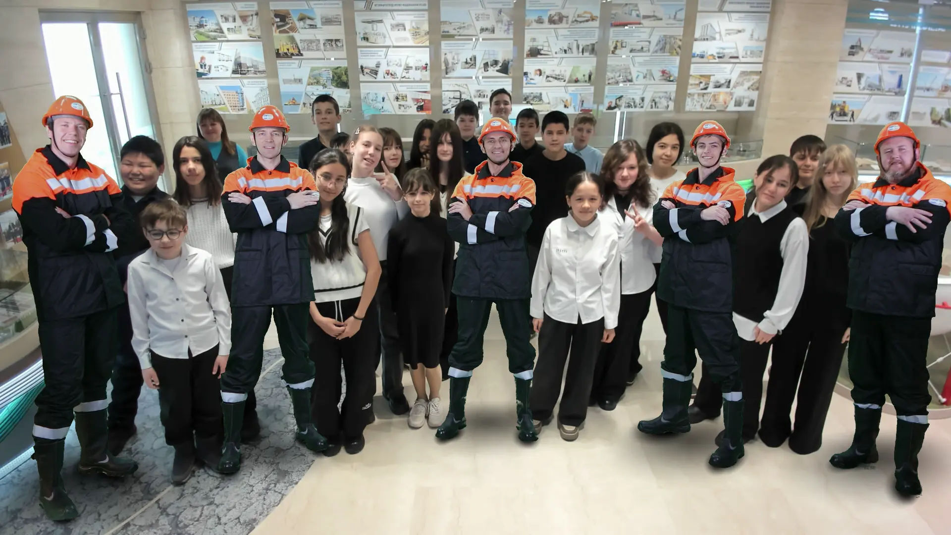 6а и 6д класса побывали в музее ПАО «Сургутнефтегаз»